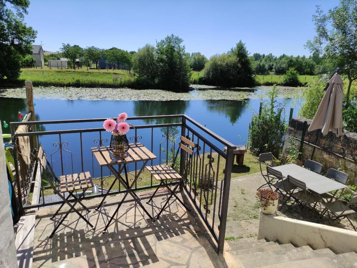 Detente Au Bord Du Loir - Gite 2 Les Roches-l'Eveque Exterior foto